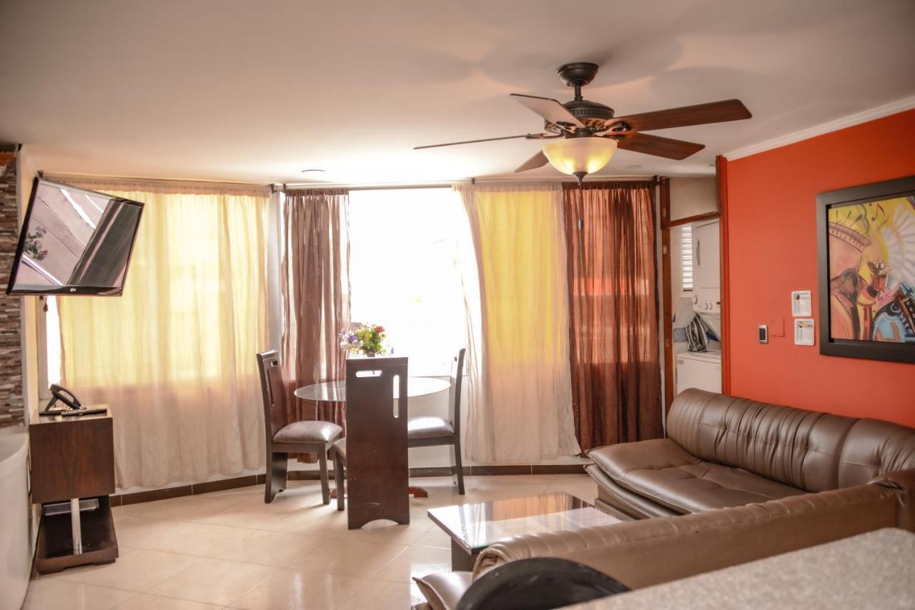 Calle 10 Suites Medellín Exteriér fotografie